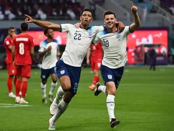 卡塔爾世界杯足球場(chǎng)事故__卡塔爾世界杯專用足球