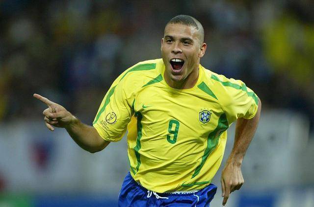 世界杯歷史射手榜前十_克洛澤世界杯進(jìn)球數(shù)_世界杯歷史總射手王是