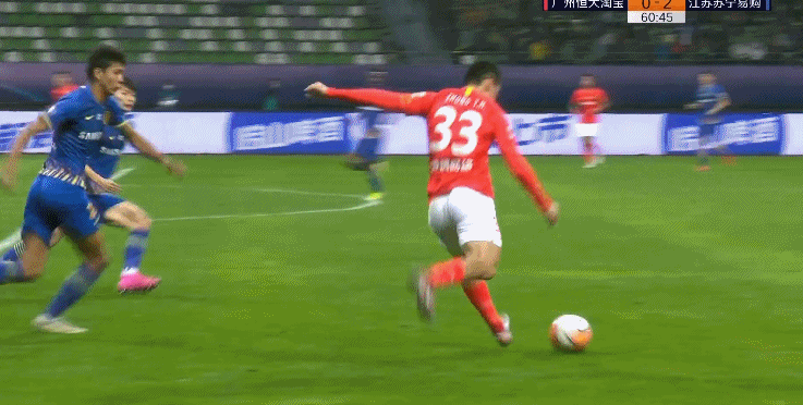 特謝拉任意球破門_江蘇蘇寧奪得中超冠軍_中超聯賽歷年冠軍