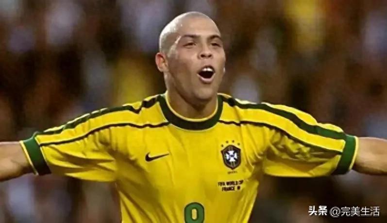 近30年世界足壇20大最強前鋒封神榜，傳奇與爭議并存！