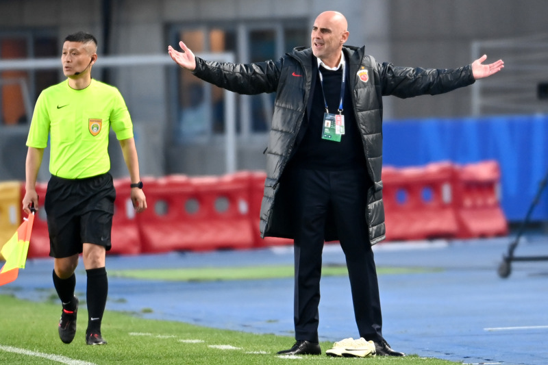 觀察：亞冠聯賽是面鏡子，海港、申花從雙雄變雙熊，表明中國足球差距更在場外