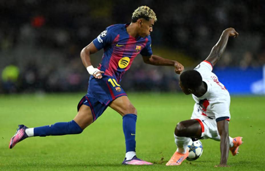 隨著巴黎2-1絕殺巴薩，曼城2-2遭絕平，歐冠最新積分榜：拜仁領跑