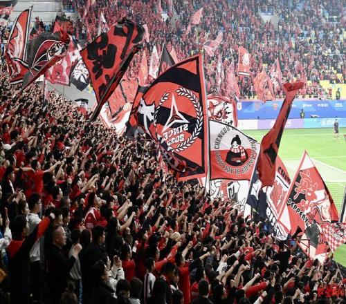 2026賽季中超聯賽開幕式成都鳳凰山_成都蓉城主場揭幕戰5比1大勝深圳新鵬城_2026年中超聯賽開幕式