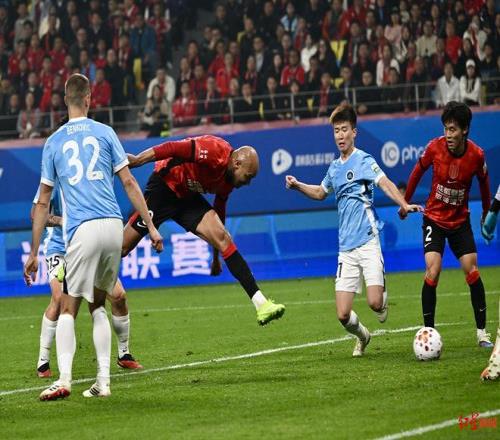 成都蓉城主場揭幕戰5比1大勝深圳新鵬城_2026賽季中超聯賽開幕式成都鳳凰山_2026年中超聯賽開幕式