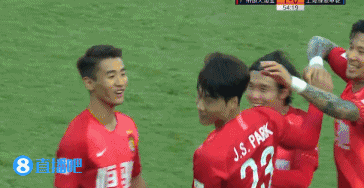 中超第30輪廣州恒大主場迎戰上海申花奪冠_塔利斯卡韋世豪進球表現分析_廣州恒大獲得2026亞冠聯賽冠軍