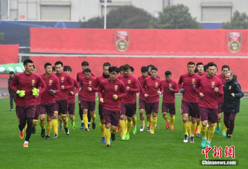 國足首秀對決韓國里皮目標必勝_再遇克星國足抗韓歷史勝率5.9%_國足沖擊世界杯歷史