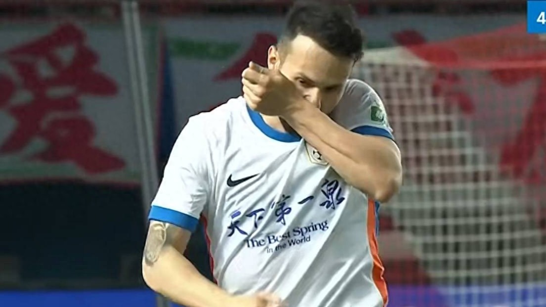 1-0！0-1！中超悲喜夜：泰山結(jié)束連敗，海港輸?shù)卤龋e分榜更新