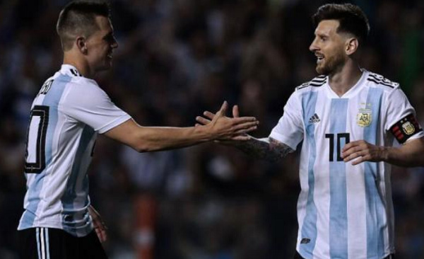 世界杯球衣設計_阿迪達斯復古球衣_耐克阿迪世界杯歷史