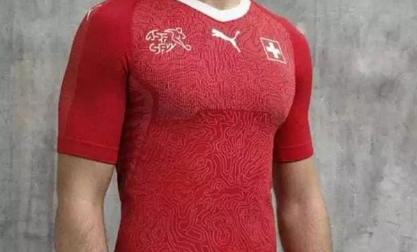 耐克阿迪世界杯歷史_阿迪達斯復古球衣_世界杯球衣設計