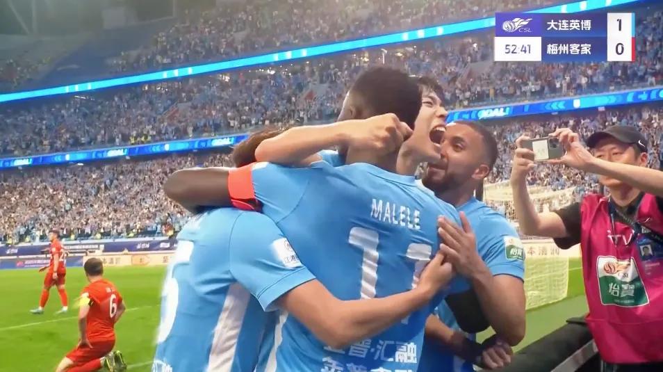 2025賽季中國足球三級聯賽發展情況_中超中甲中乙聯賽進步分析_中超聯賽紅黃牌