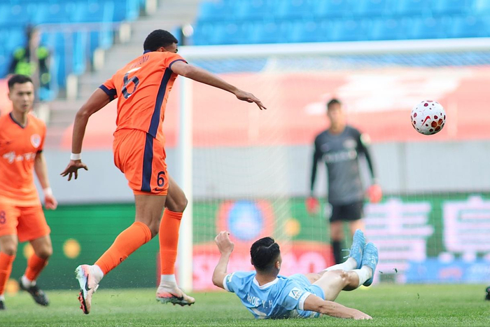 中超腦震蕩換人規則_中甲腿震蕩換人現象_中超聯賽新聞的微博