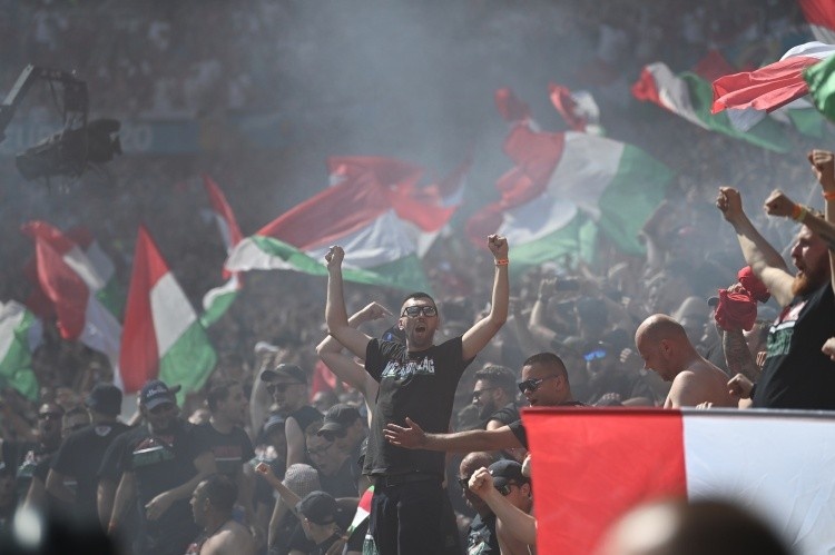 意大利足球百年低谷_荷蘭世界杯歷史成績_意大利足球世界杯缺席