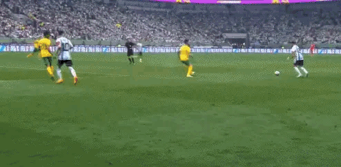 世界杯阿根廷VS澳大利亞 梅西最快進球 職業生涯紀錄_130秒!梅西任意球造世界杯歷史最快烏龍