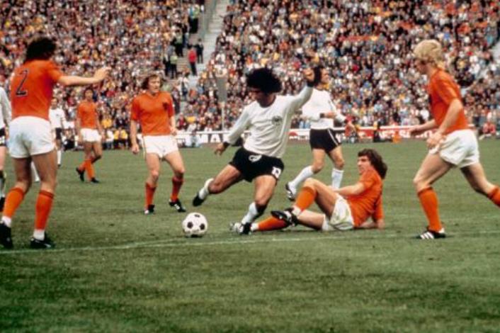 世界杯小組第二賽制分析_世界杯加納隊歷史數ju_世界杯小組第二表現最好的五屆