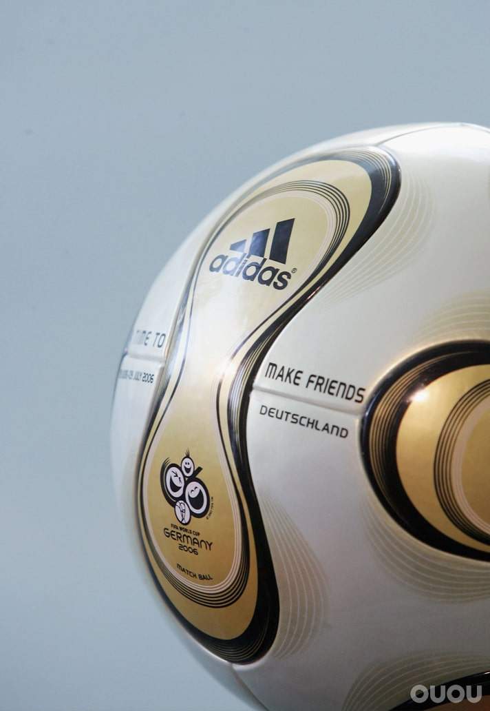 阿迪達斯世界杯比賽用球史