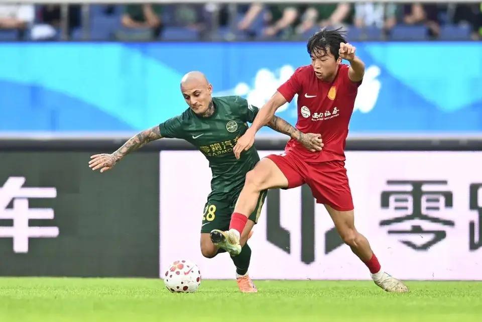 2026年怡寶中超聯賽山東泰山上海海港比賽進程_2026年怡寶中超聯賽上海海港云南玉昆比賽結果_2026賽季中超聯賽 積分榜