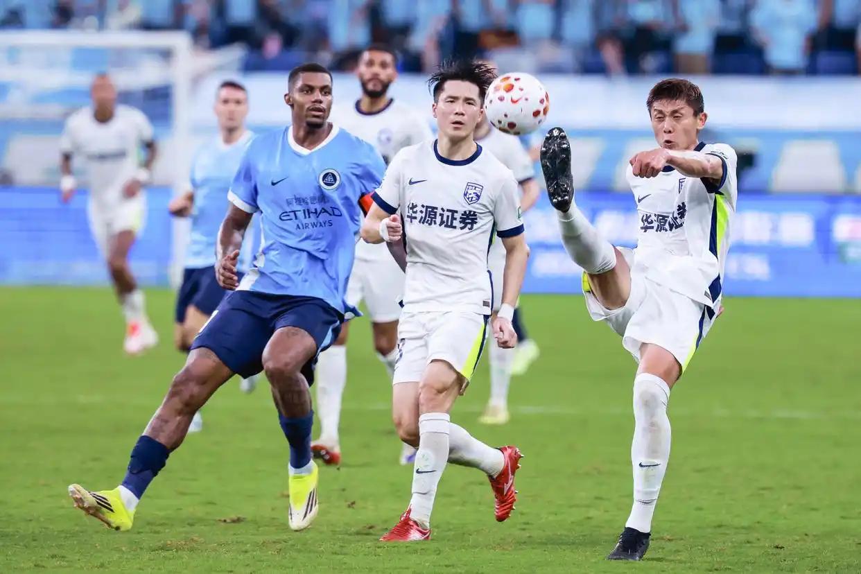 2026賽季中超聯賽 積分榜_2026年怡寶中超聯賽上海海港云南玉昆比賽結果_2026年怡寶中超聯賽山東泰山上海海港比賽進程