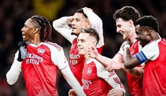 葡萄牙體育客場(chǎng)不敗戰(zhàn)績(jī)_歐冠聯(lián)賽文字直播_阿森納歐冠晉級(jí)賽況分析