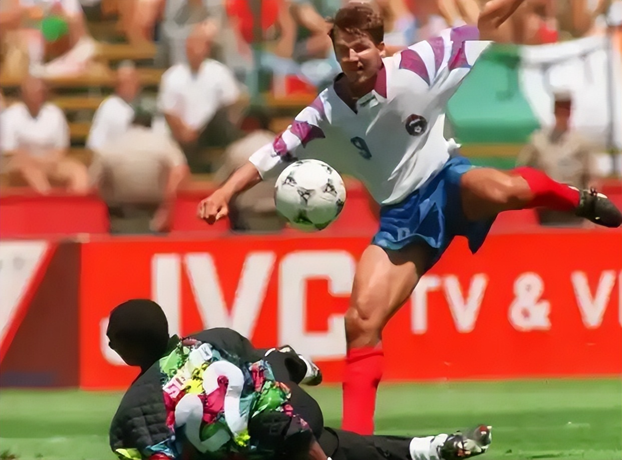 世界杯歷史精彩進球前十_一球成名的足球傳奇_世界杯一球成名球員