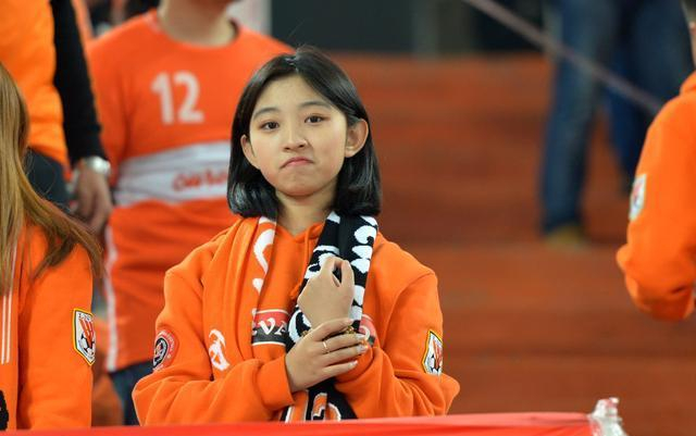 多次被外租但仍心系中超魯能，生涯起步就攻破蘇寧，明年卻難留隊