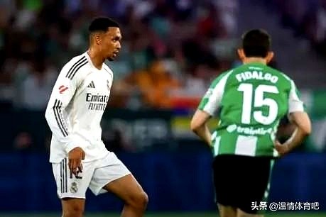 西甲聯賽巴薩對皇馬_巴薩衛冕條件曝光_皇家馬德里絕平貝蒂斯西甲爭冠